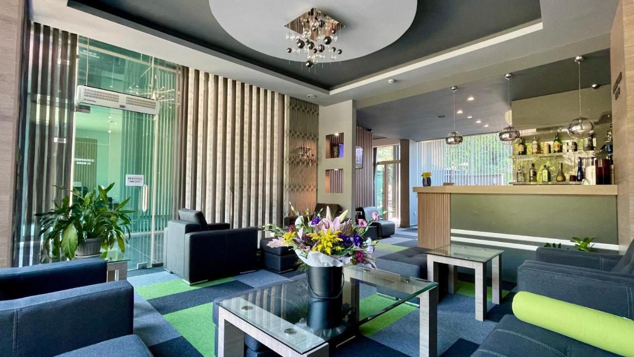 Expo Hotel Plovdiv Exteriér fotografie